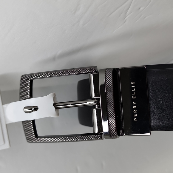 PERRY ELLIS POTFOLIO MEN'S REVERSIBLE BELT, BLACK & BROWN, SIZE 42 - Picture 5 of 10